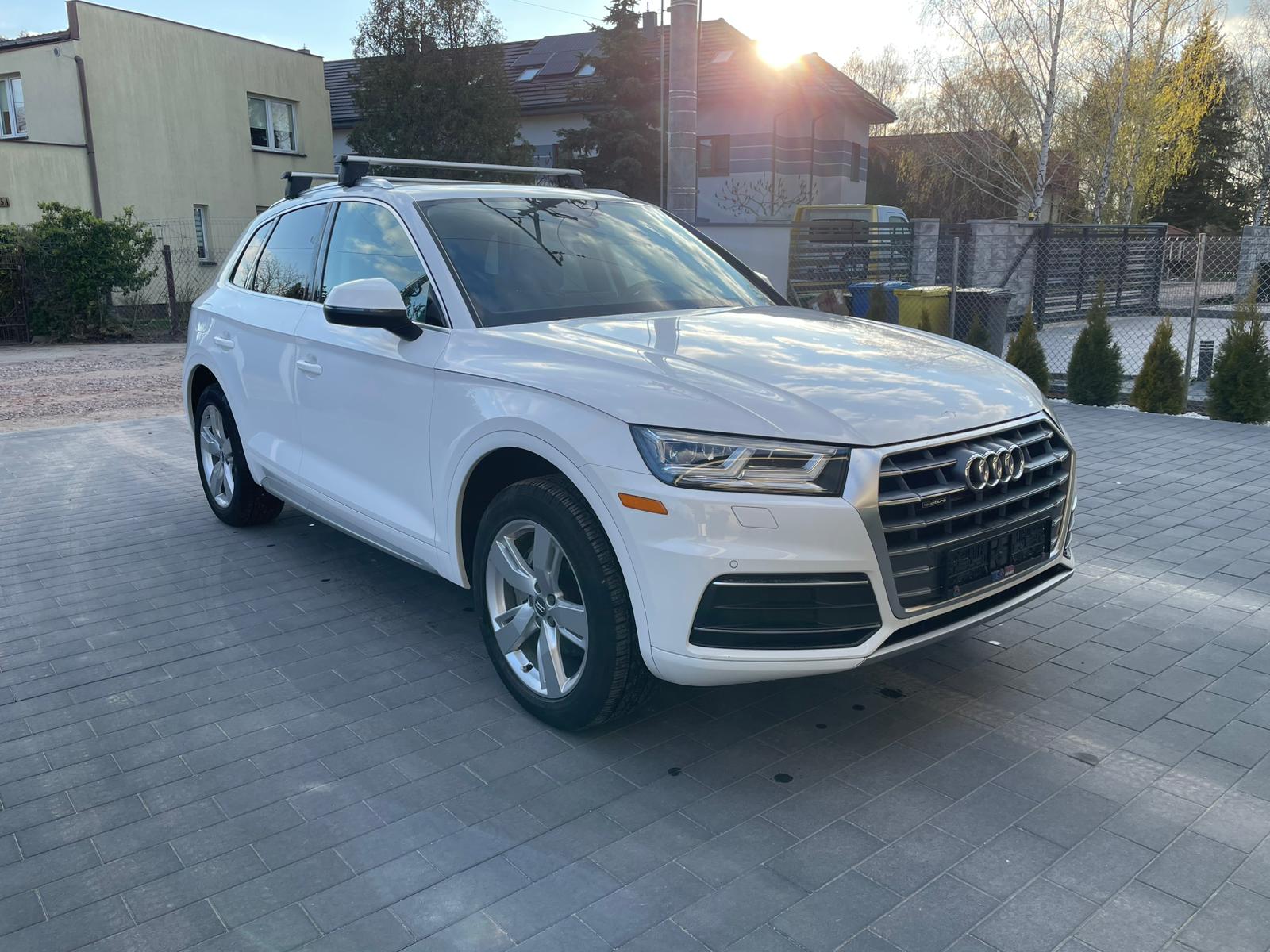 Audi Q5 2019 — import z USA
