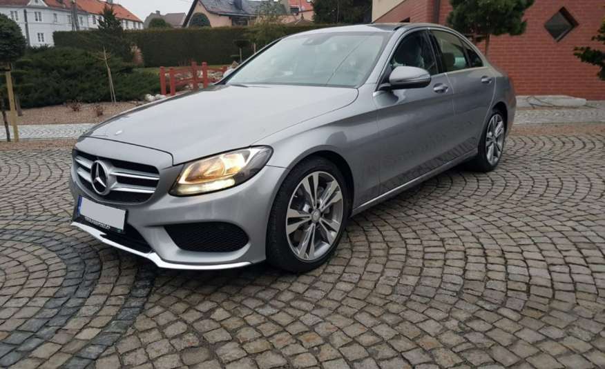 Mercedes C200 2016 — import z USA