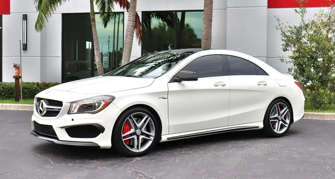 Mercedes-AMG CLA 45 sprowadzony z USA